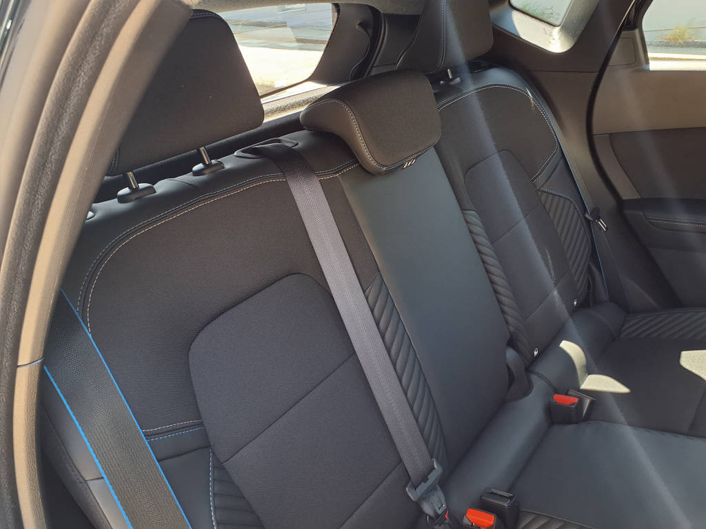 RENAULT Captur 1.3 TCe 140 esprit Alpine EDC-image-9