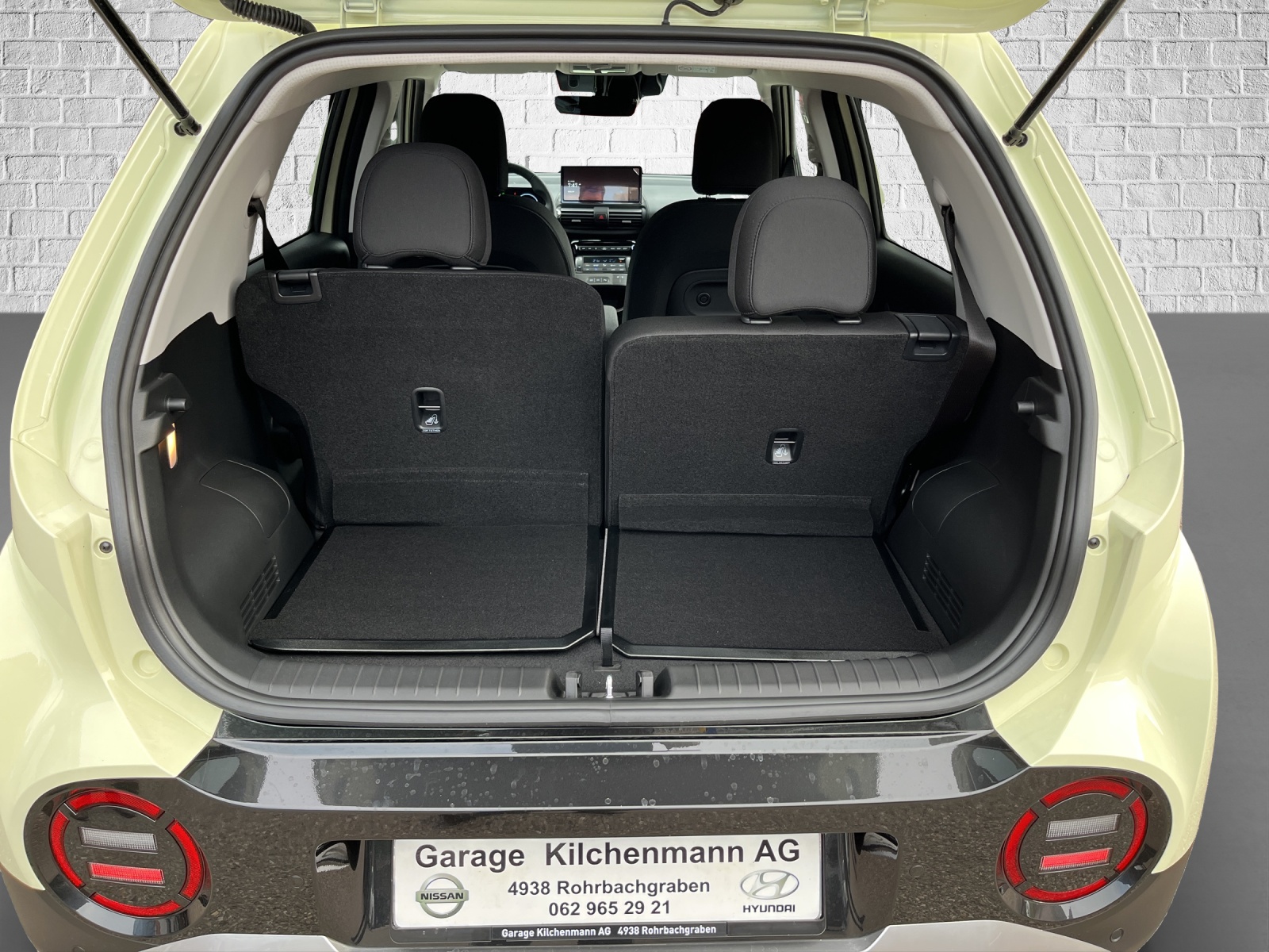 HYUNDAI Inster 49kWh Amplia-image-15
