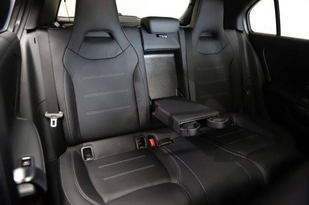 MERCEDES-BENZ A 220 4Matic 8G-DCT-image-10