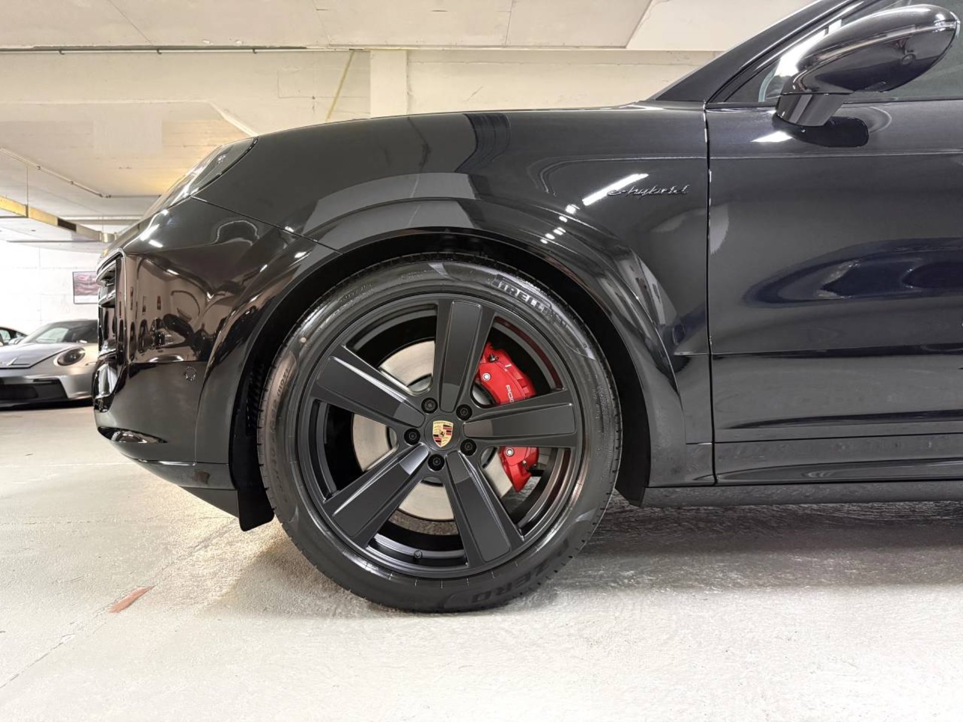 PORSCHE Cayenne S E-Hybrid Coupé Black Edition-image-9