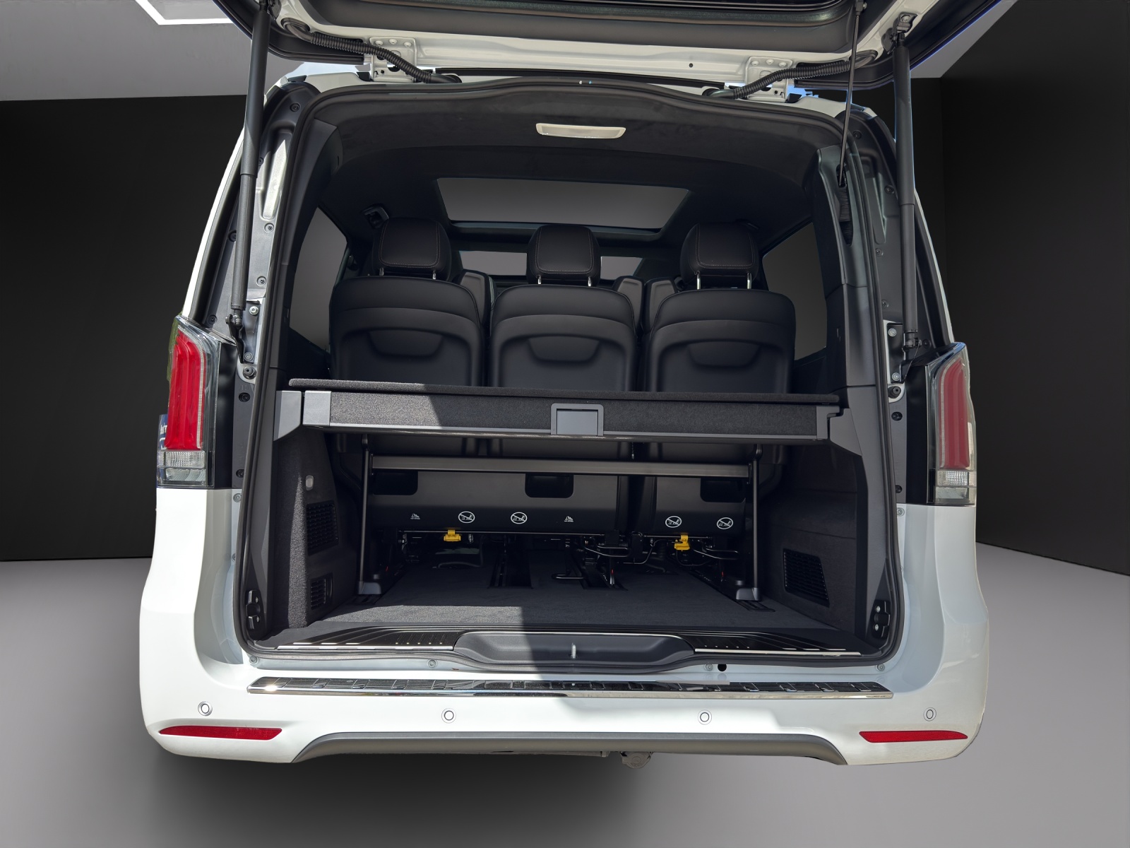 MERCEDES-BENZ Swiss Edition Exclusive-image-11