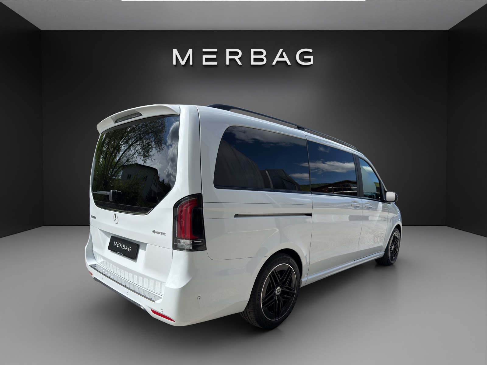 MERCEDES-BENZ Swiss Edition Exclusive-image-5