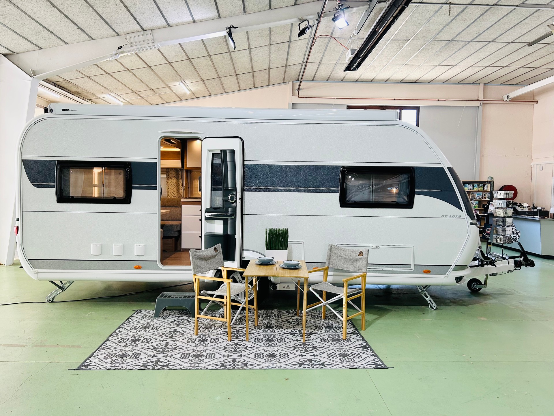 HOBBY De Luxe 515 UHL-image-4