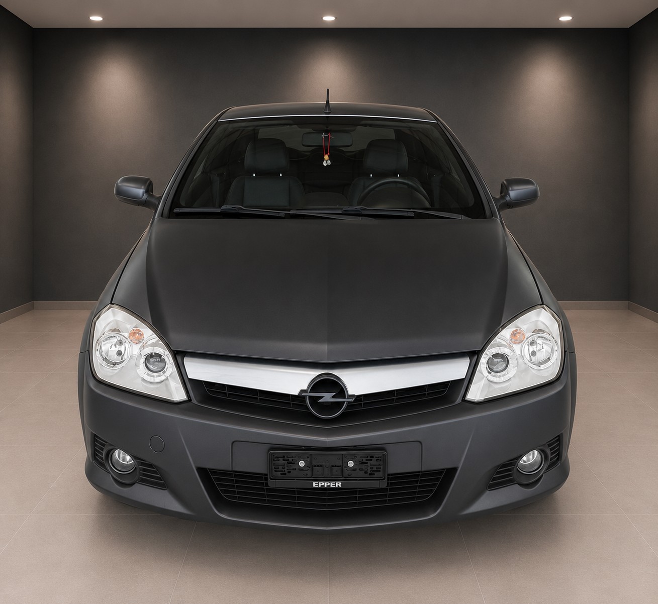 OPEL Tigra 1.8 Sport-image-4