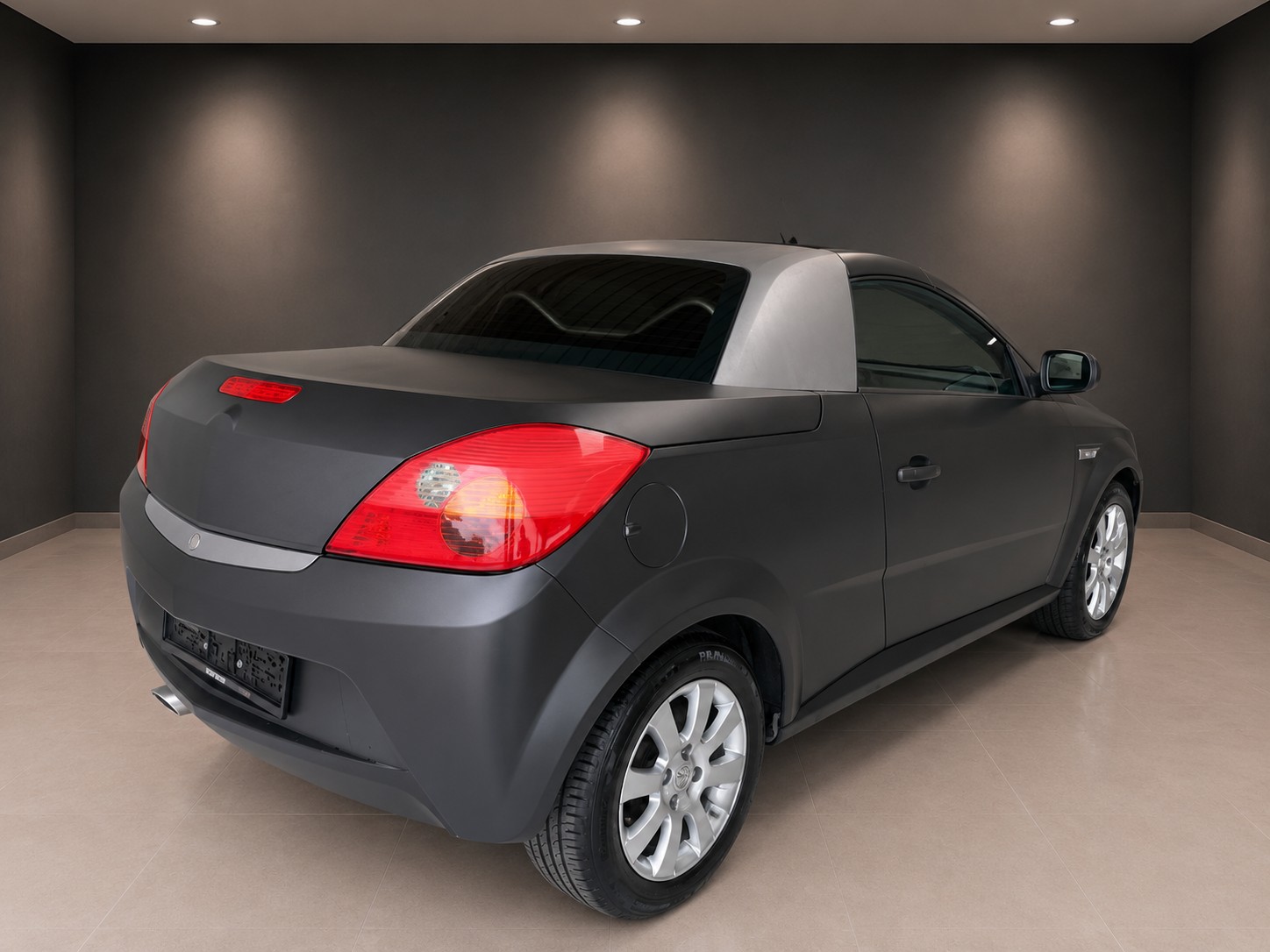 OPEL Tigra 1.8 Sport-showroom-element-2