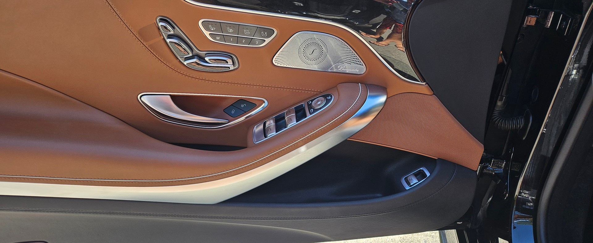 MERCEDES-BENZ S 560 V8 AMG Line 4matic-image-2