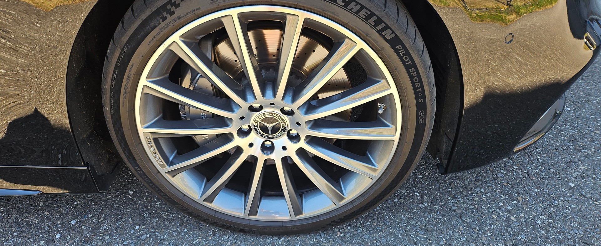 MERCEDES-BENZ S 560 V8 AMG Line 4matic-image-6