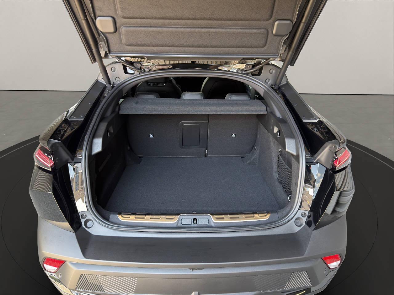 PEUGEOT 408 1.2 Hybrid GT Demo-image-13