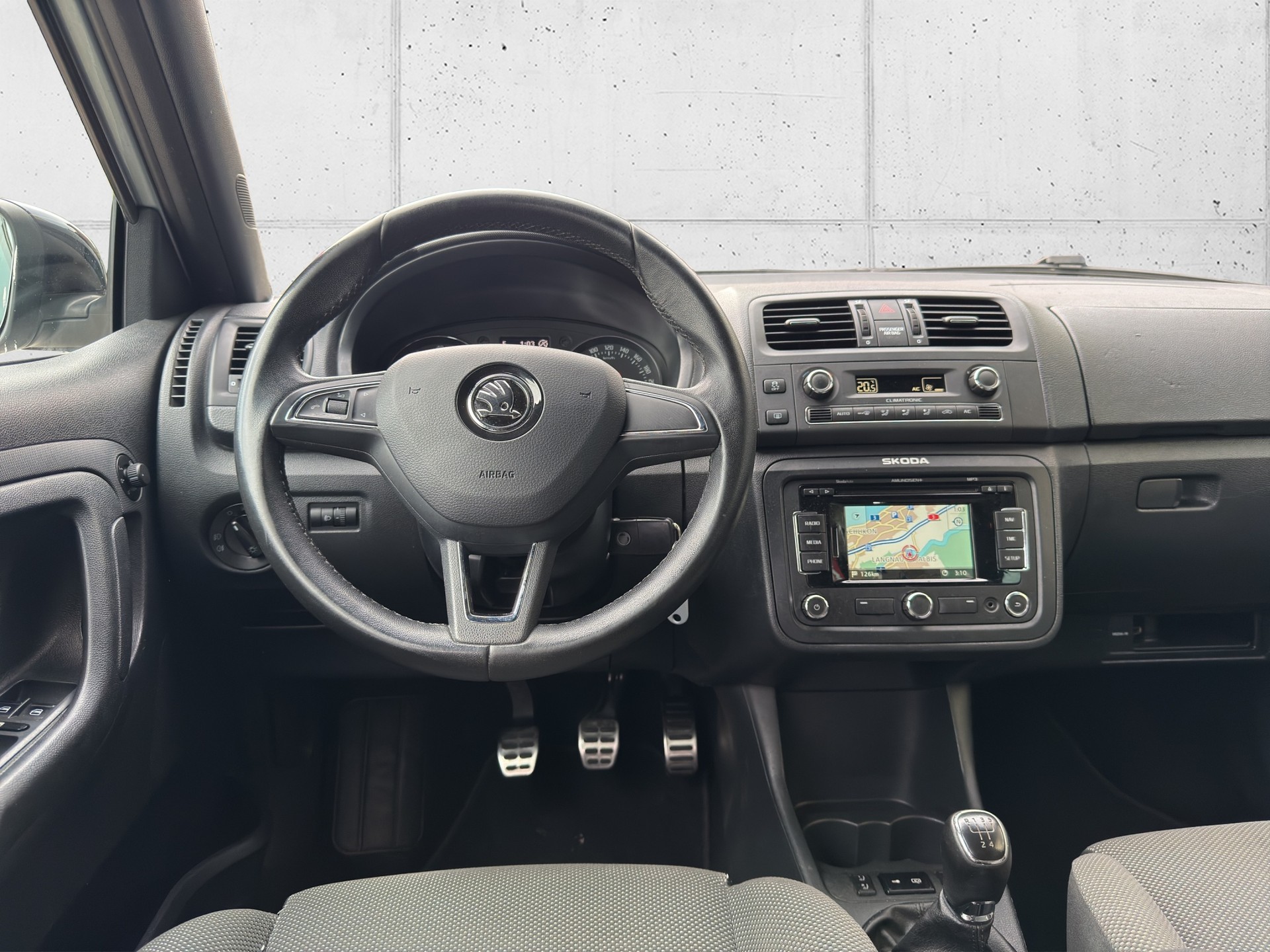 SKODA Fabia 1.2 TSI Monte Carlo-image-8