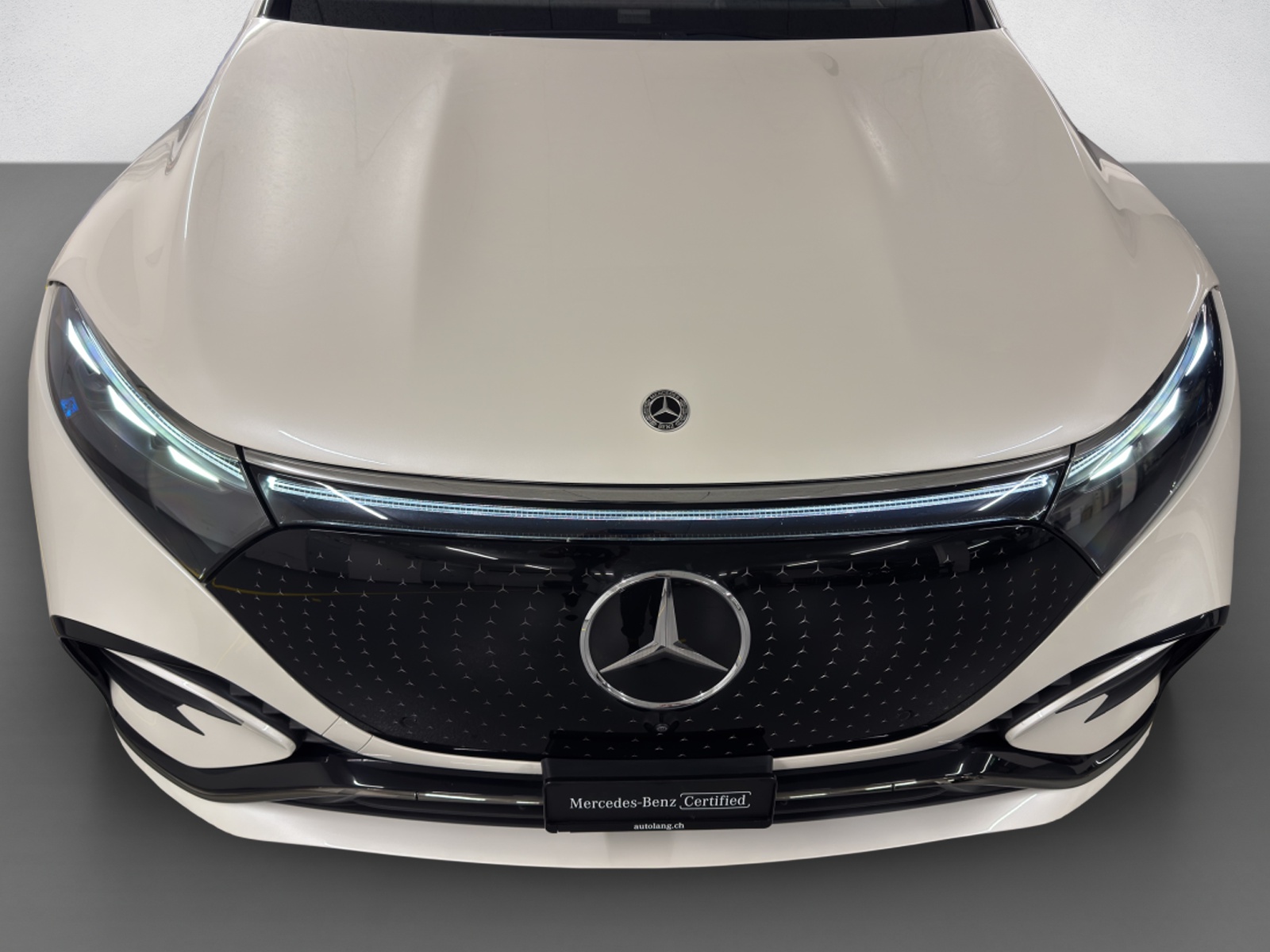 MERCEDES-BENZ EQS 580 SUV Release Edition AMG Line 4Matic-image-9