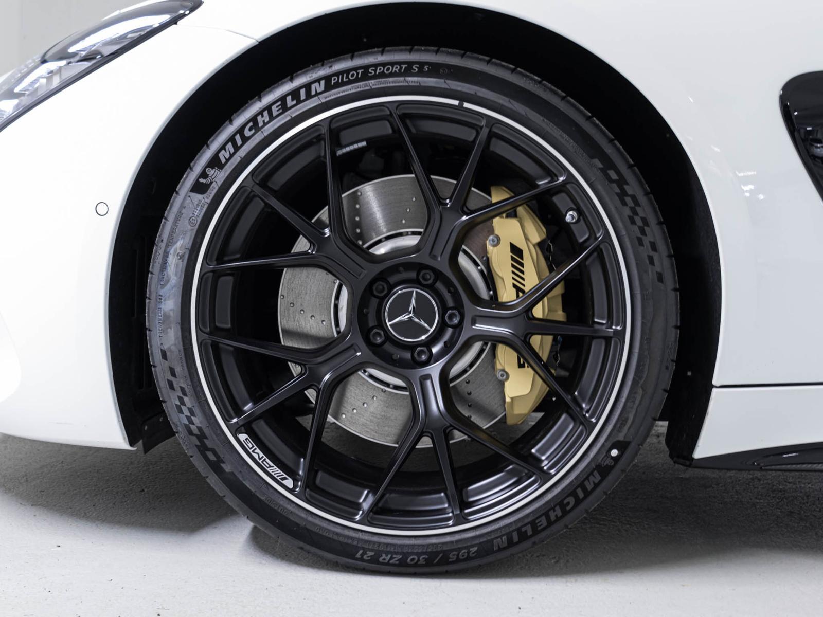 MERCEDES-BENZ AMG GT 63 4MATIC+ "Executive Edition"-image-14