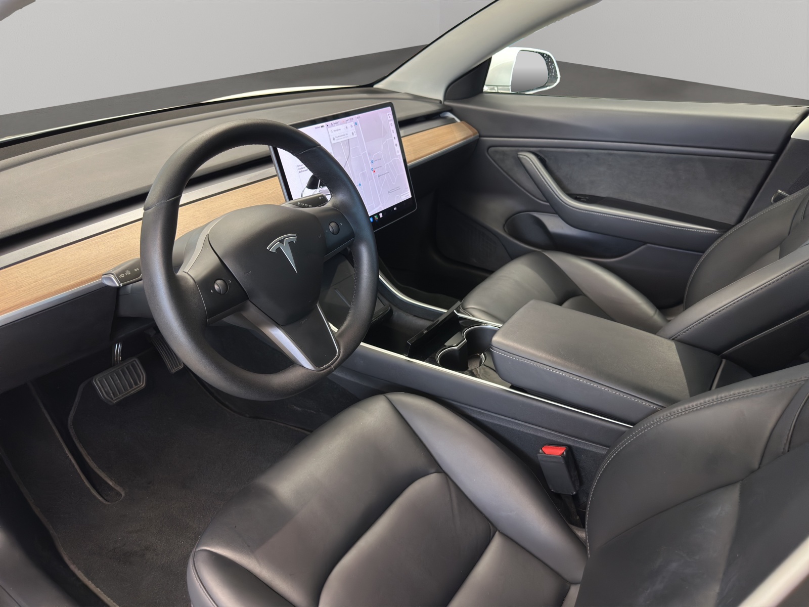 TESLA Model 3 Long Range Dual Motor AWD-image-9