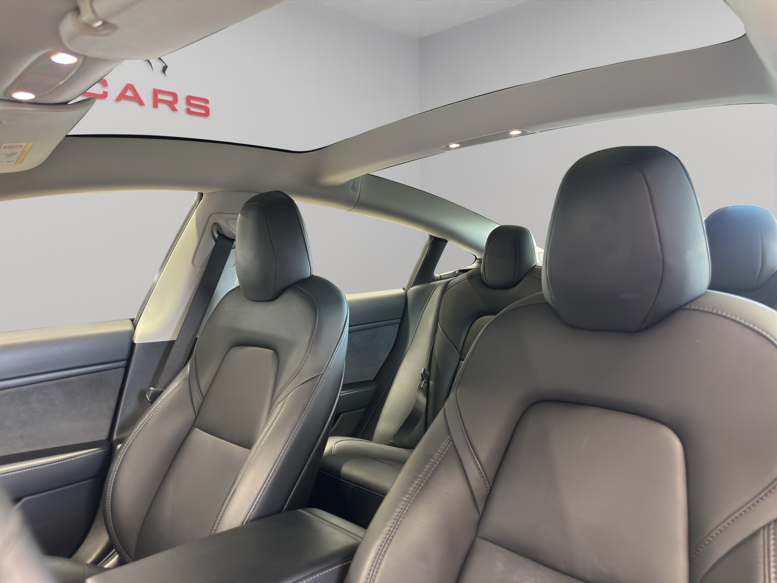 TESLA Model 3 Long Range Dual Motor AWD-image-13
