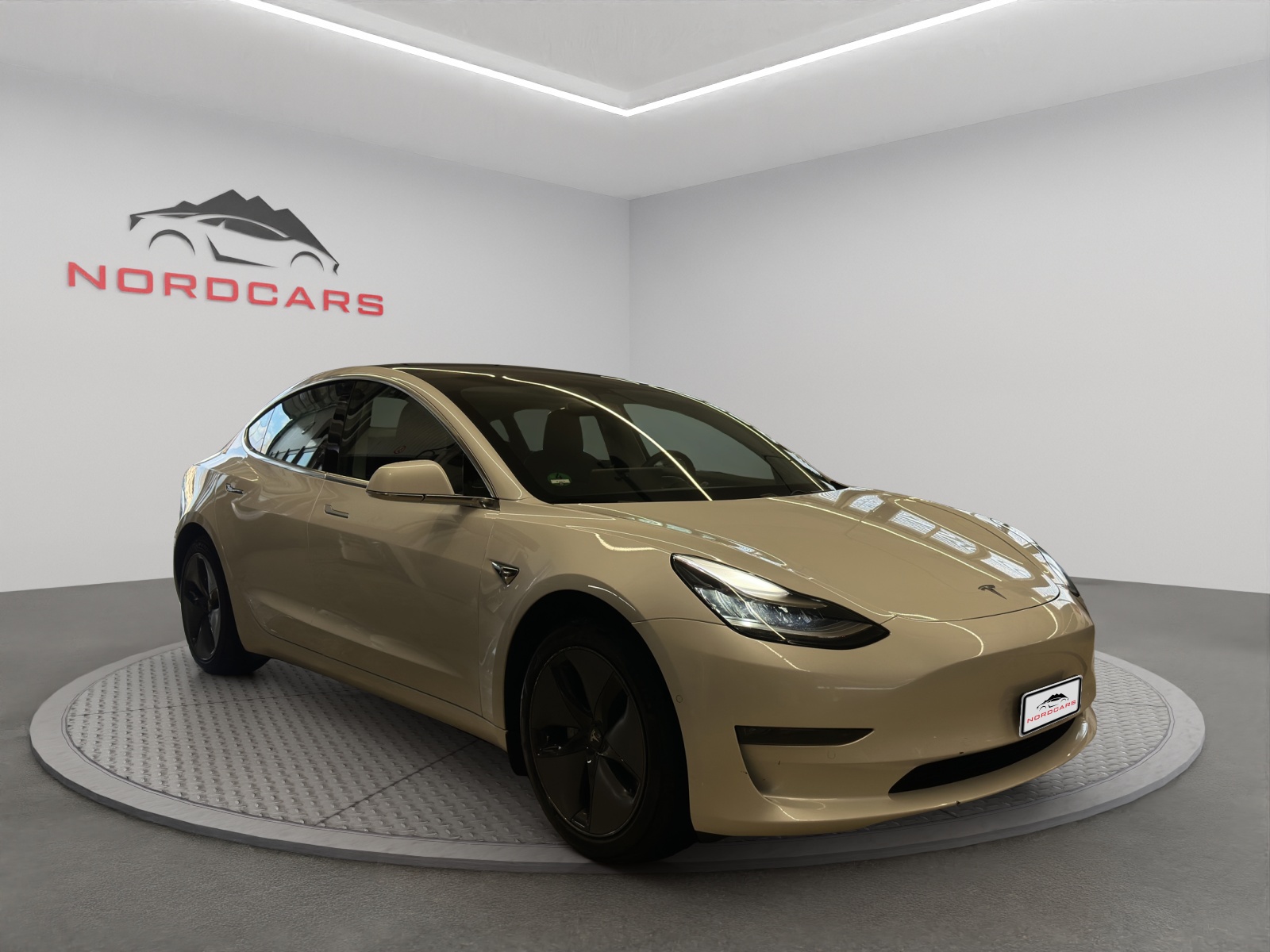 TESLA Model 3 Long Range Dual Motor AWD-image-6