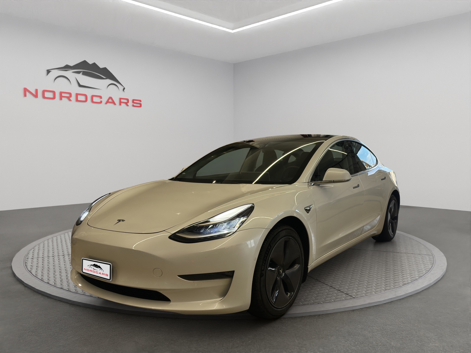 TESLA Model 3 Long Range Dual Motor AWD-image-0