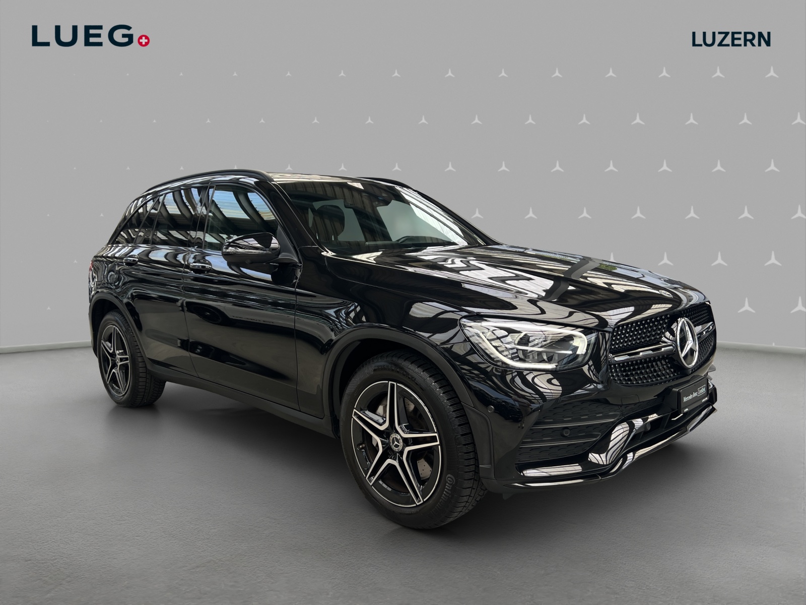 MERCEDES-BENZ GLC 200 AMG Line 4Matic 9G-Tronic-image-4