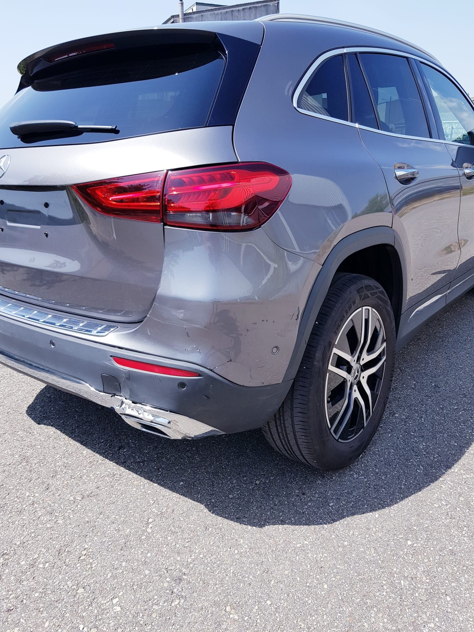 MERCEDES-BENZ GLA 220 d 4 MATIC Leasing Finanzierung-image-4