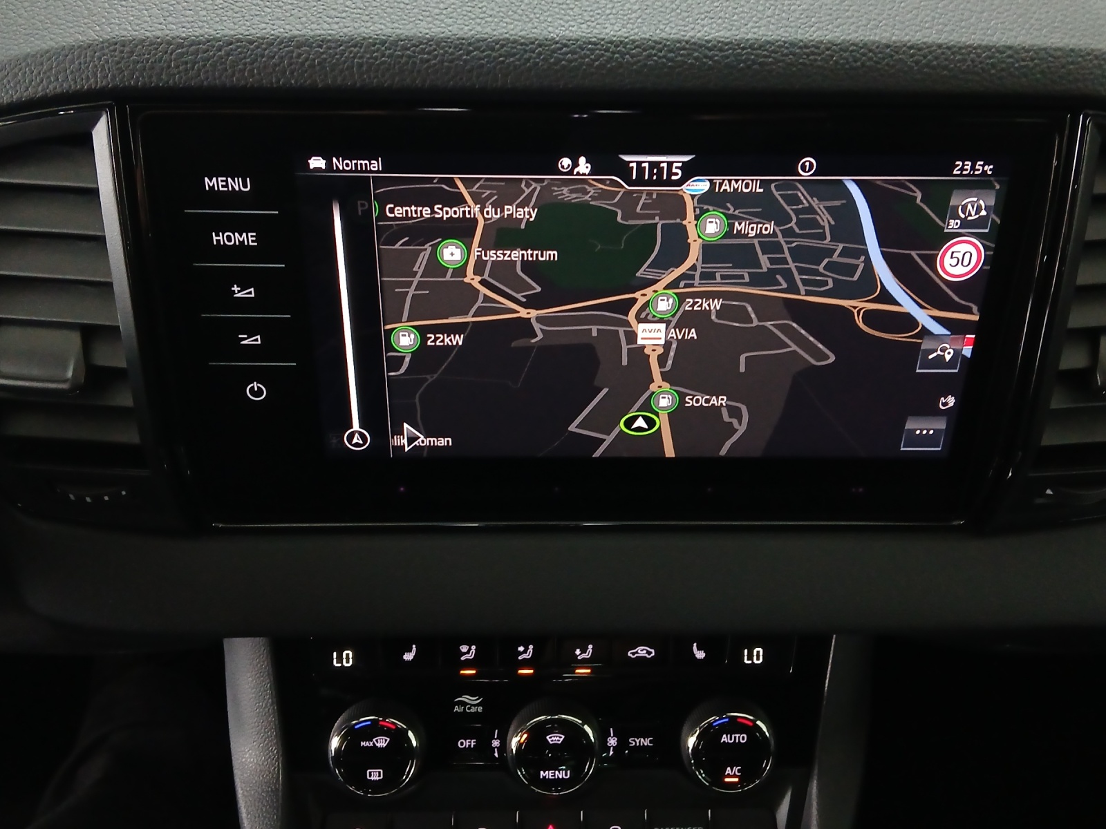 SKODA Karoq 2.0 TSI SportLine 4x4 DSG-image-14