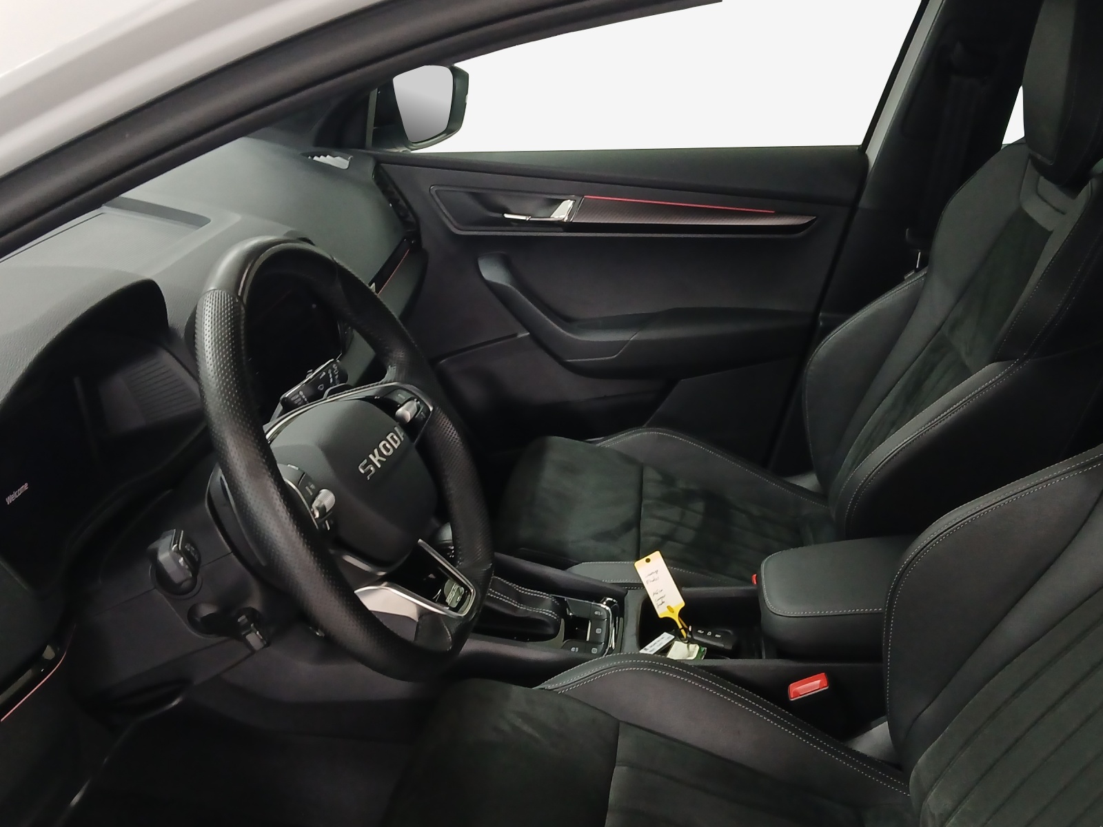 SKODA Karoq 2.0 TSI SportLine 4x4 DSG-image-7