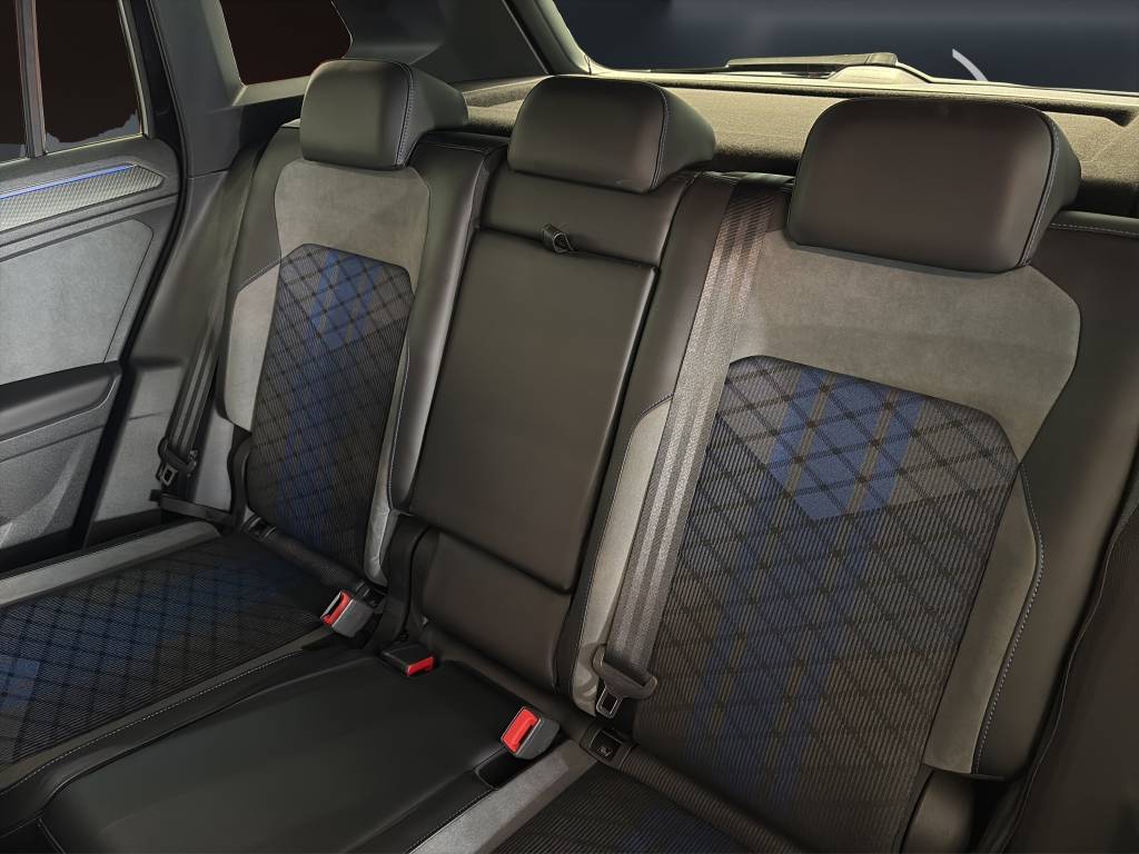 VW Tiguan 2.0TSI R 4Motion DSG-image-8