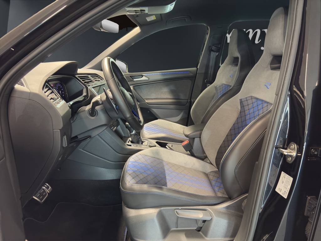 VW Tiguan 2.0TSI R 4Motion DSG-image-7
