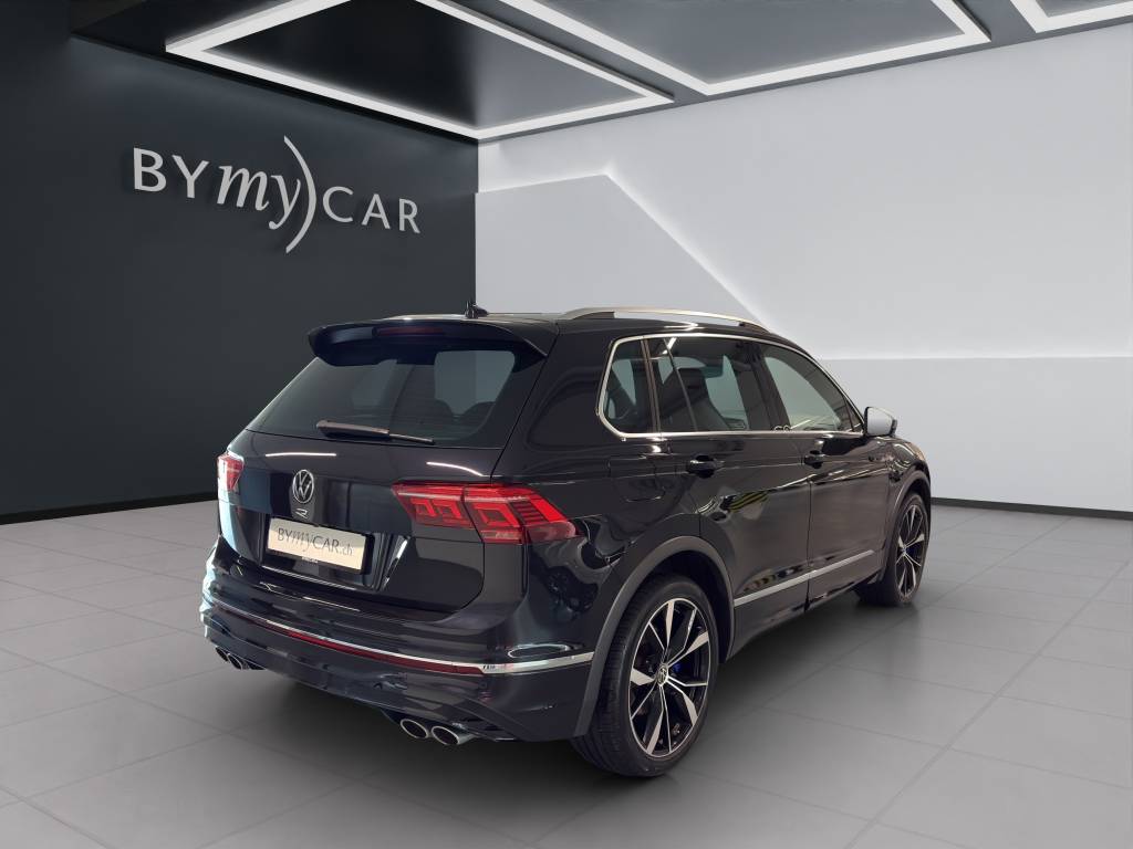 VW Tiguan 2.0TSI R 4Motion DSG-image-4