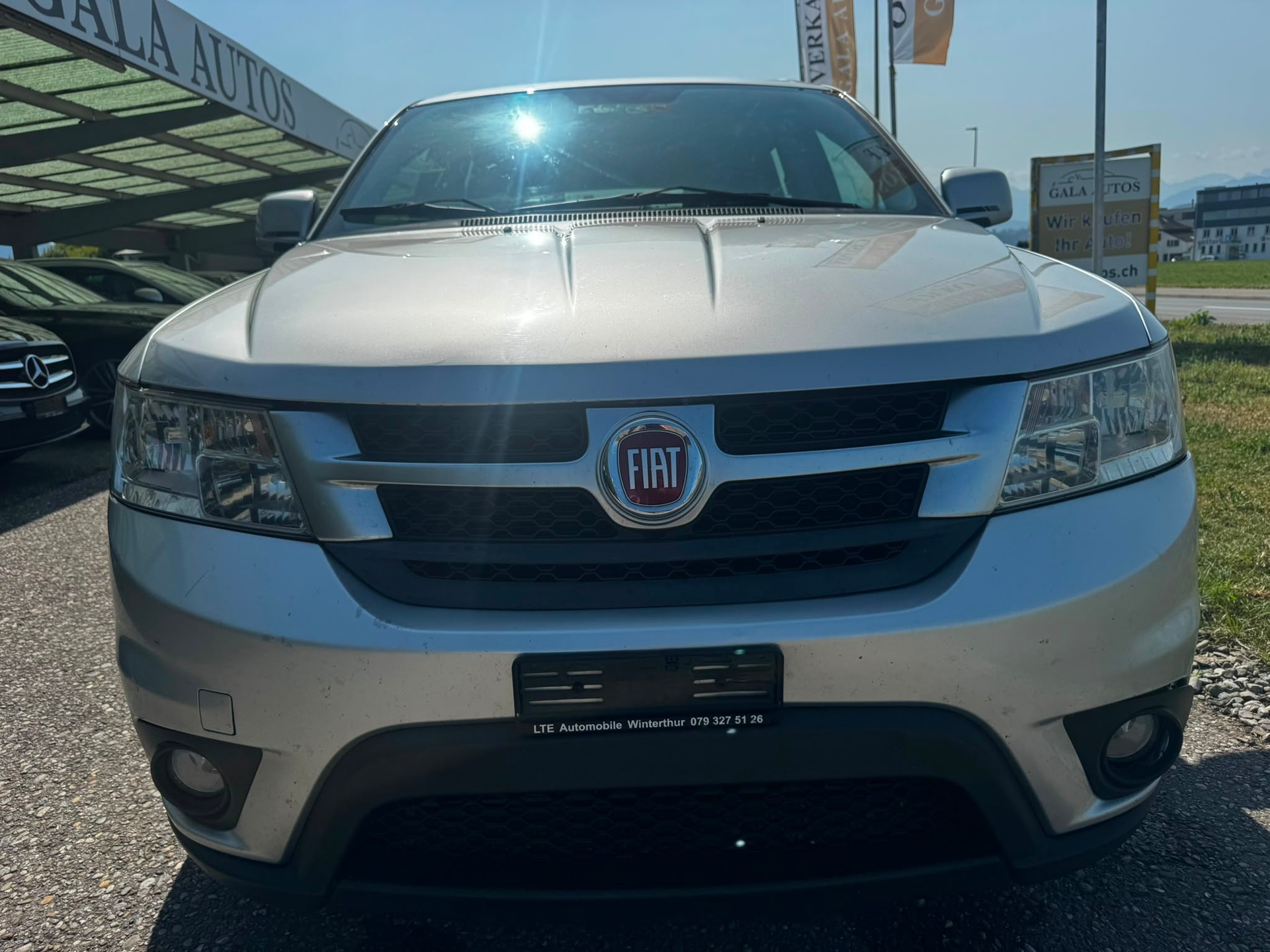 FIAT Freemont 2.0 MJ Urban-image-1