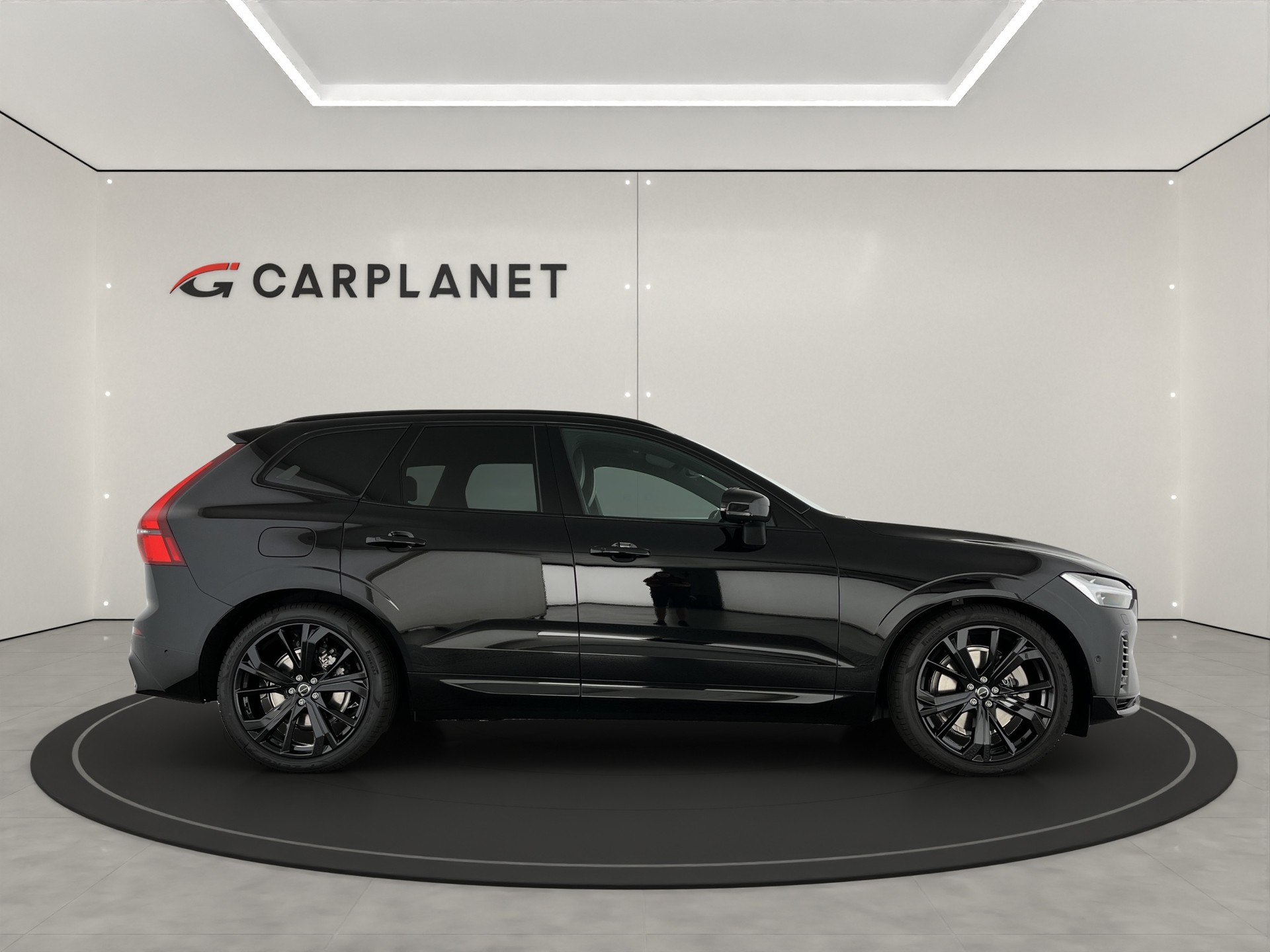 VOLVO XC60 2.0 T8 TE Black Edition eAWD-image-4