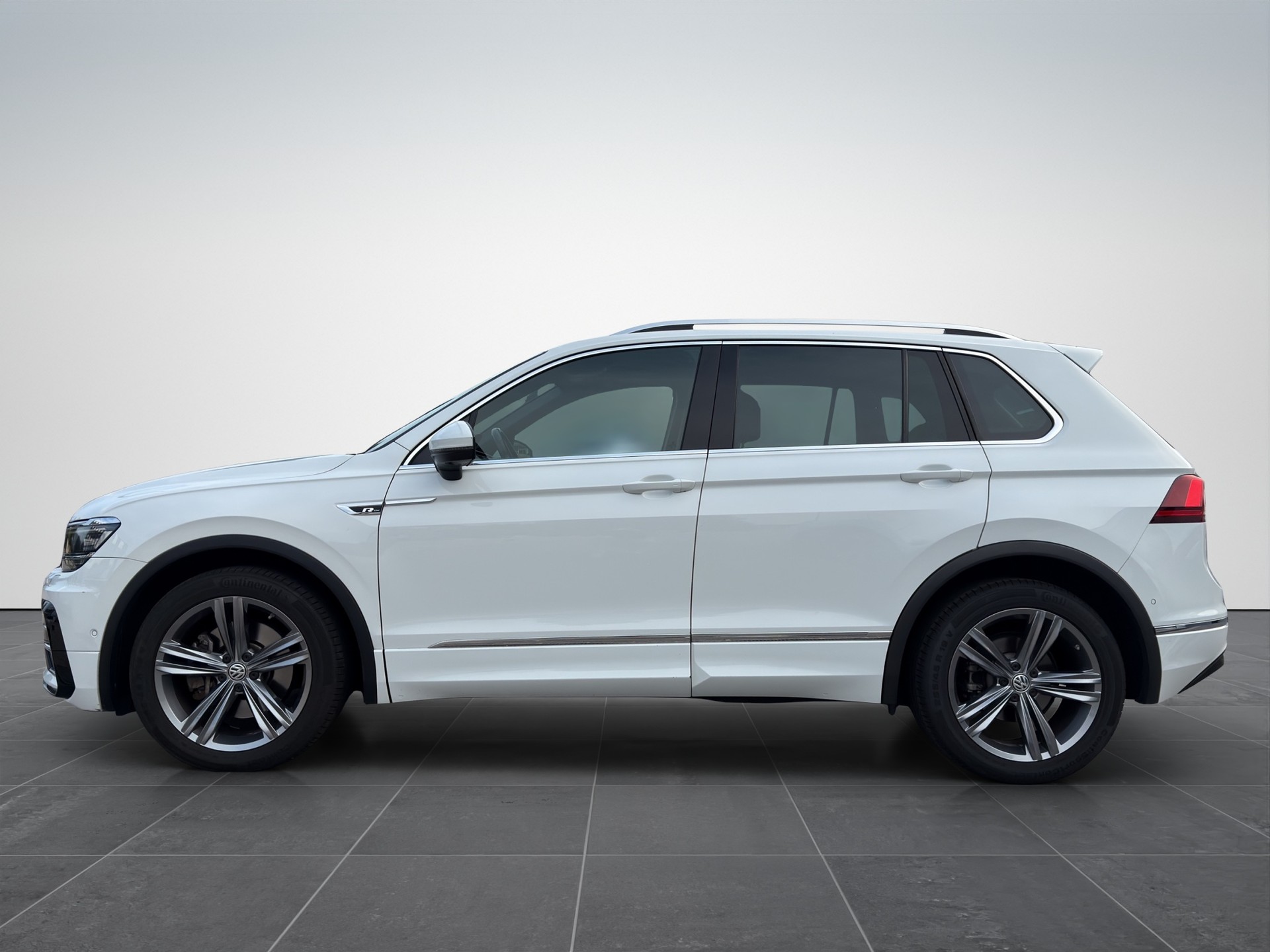 VW Tiguan 2.0TSI Highline 4Motion DSG-image-2