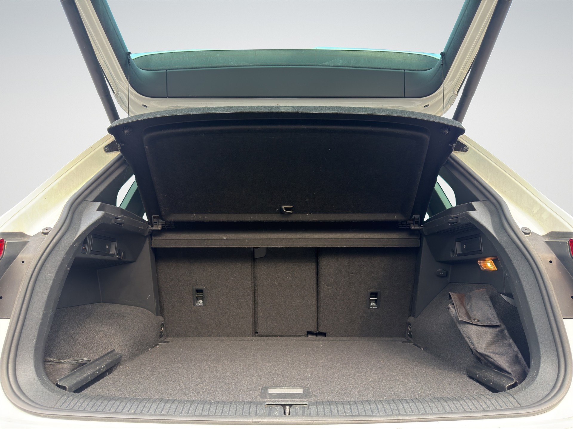 VW Tiguan 2.0TSI Highline 4Motion DSG-image-13