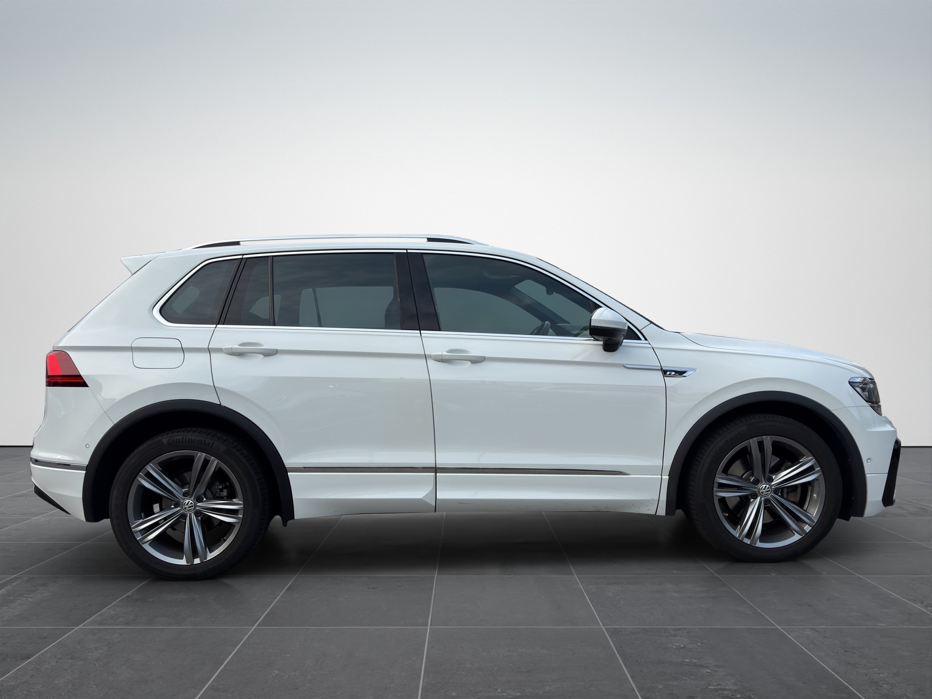 VW Tiguan 2.0TSI Highline 4Motion DSG-image-6