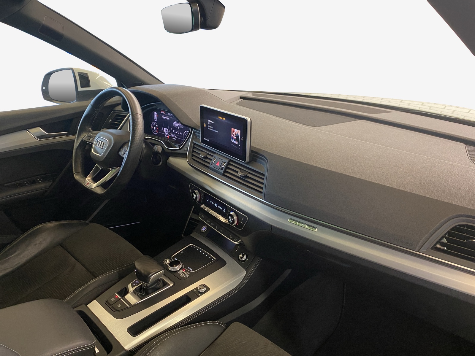AUDI Q5 40 TDI sport quattro S-tronic-image-14