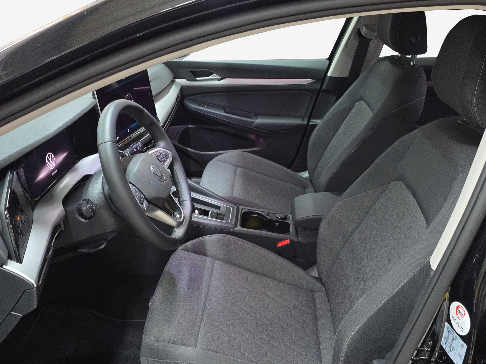 VW Golf 1.5 e TSI mHEV United DSG-image-7