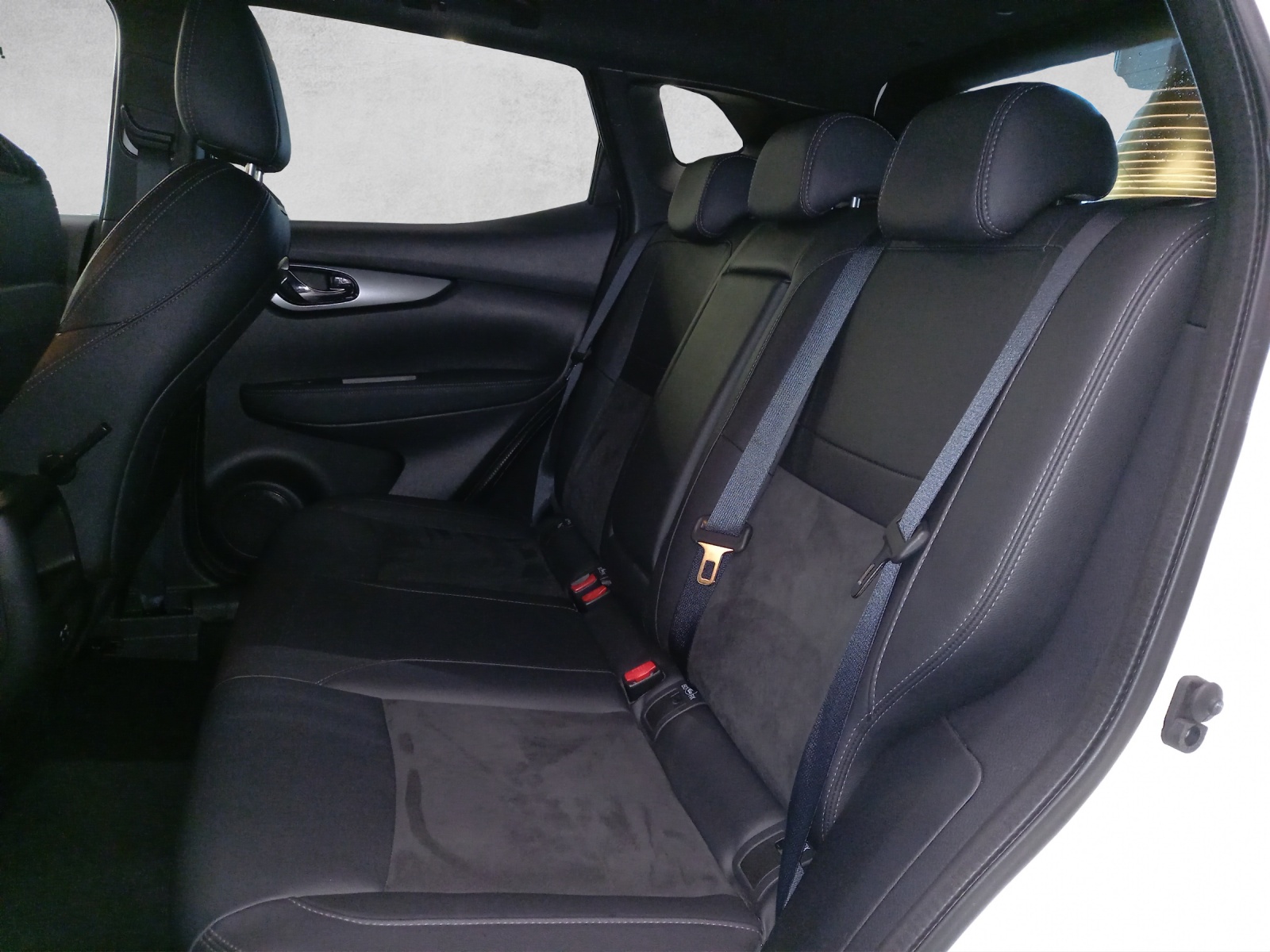 NISSAN Qashqai 1.3 DIG-T 160 N-Tec-image-13