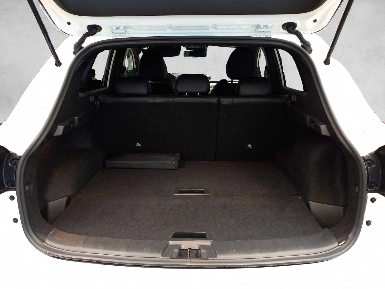 NISSAN Qashqai 1.3 DIG-T 160 N-Tec-image-14