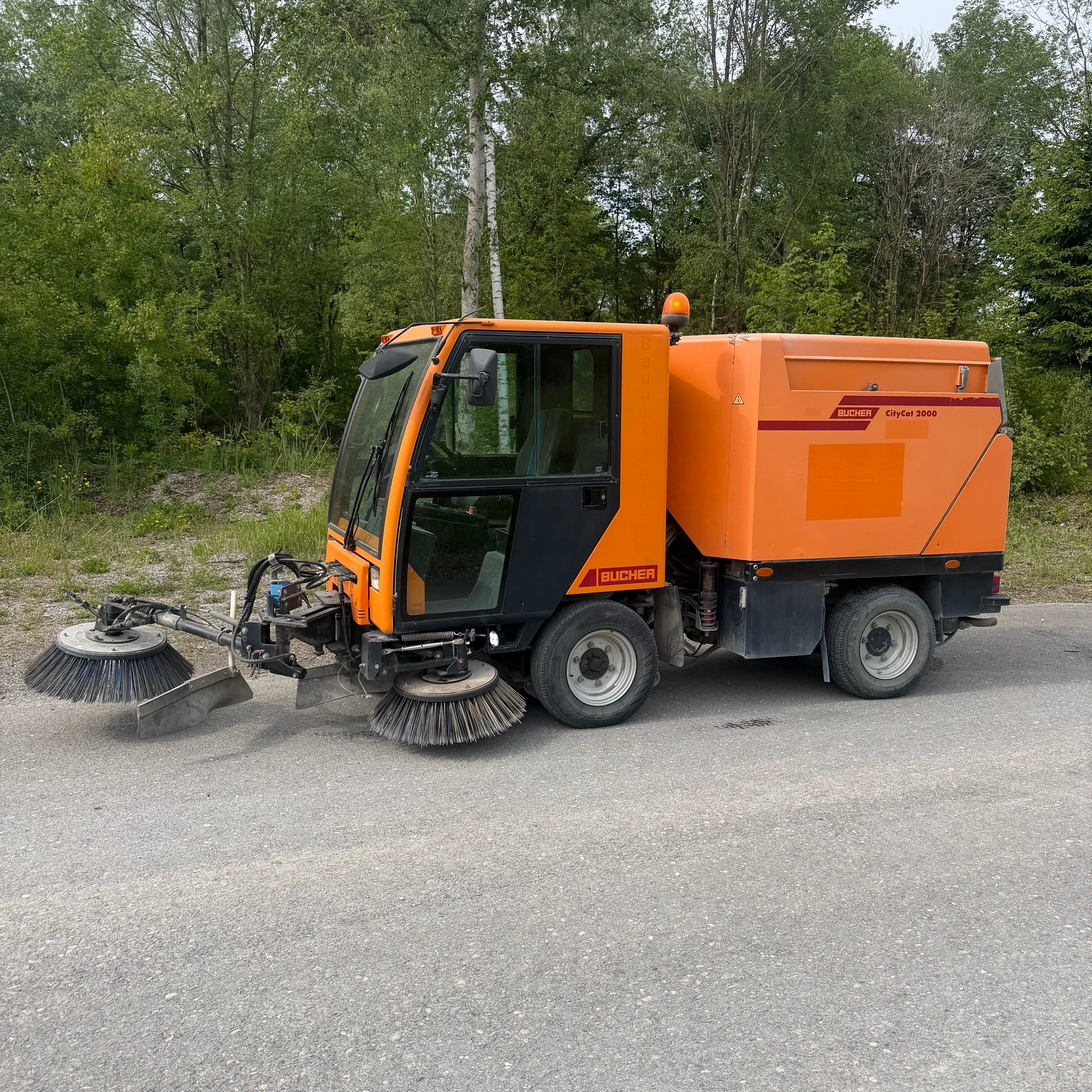BUCHER City Cat 2000 E2-image-0