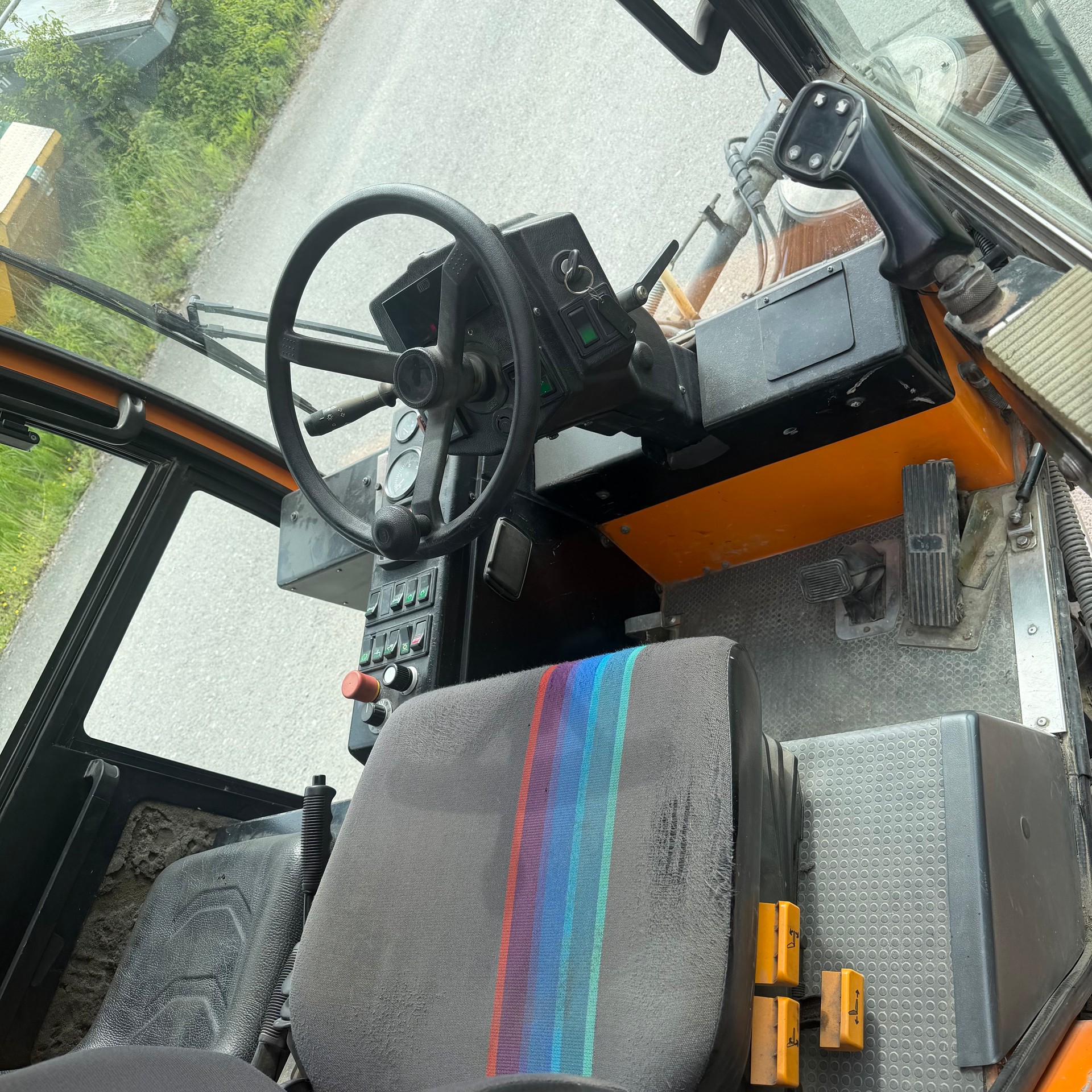 BUCHER City Cat 2000 E2-image-14