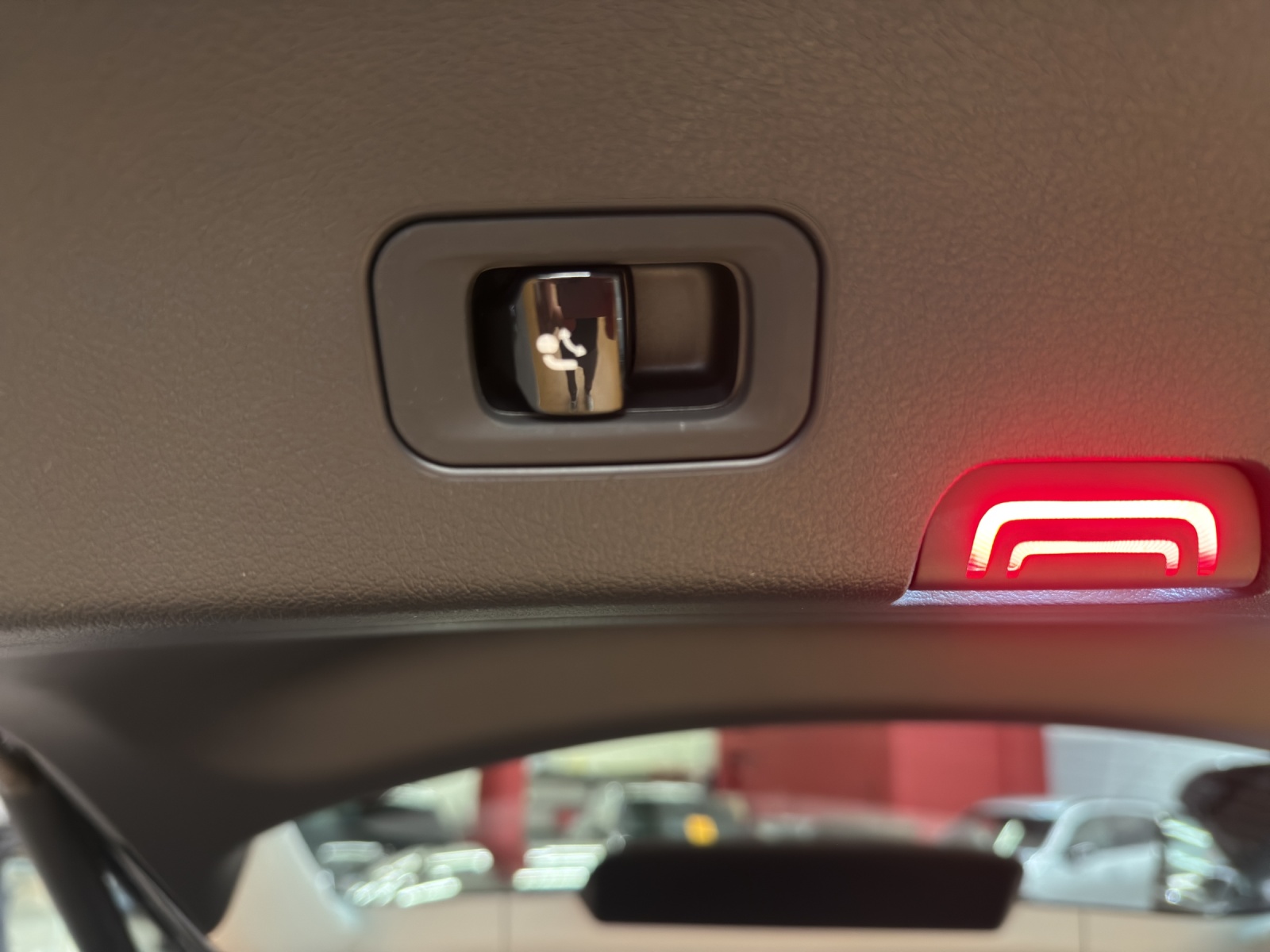 MERCEDES-BENZ GLC 300 4M - Coupé - AMG / DISTRONIC / 360 Grad Kamera / DIGITAL Light-image-14