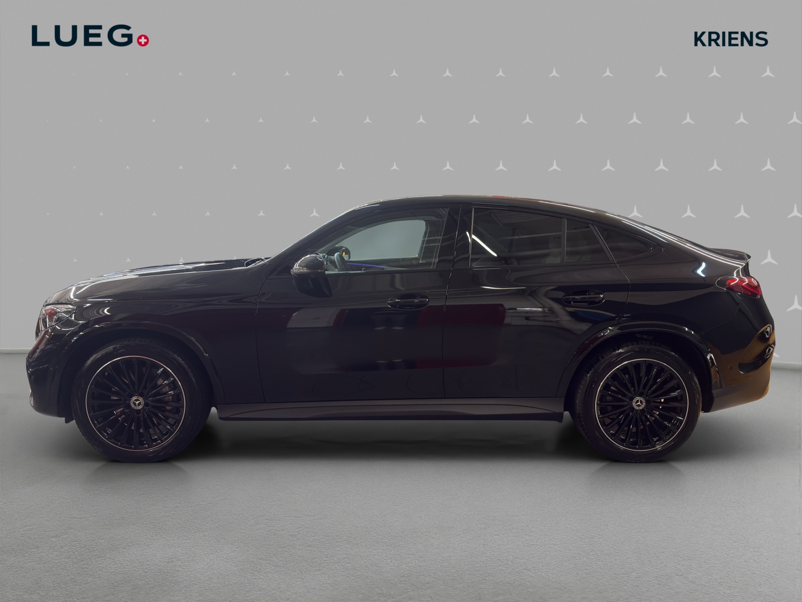 MERCEDES-BENZ GLC 300 4M - Coupé - AMG / DISTRONIC / 360 Grad Kamera / DIGITAL Light-image-1