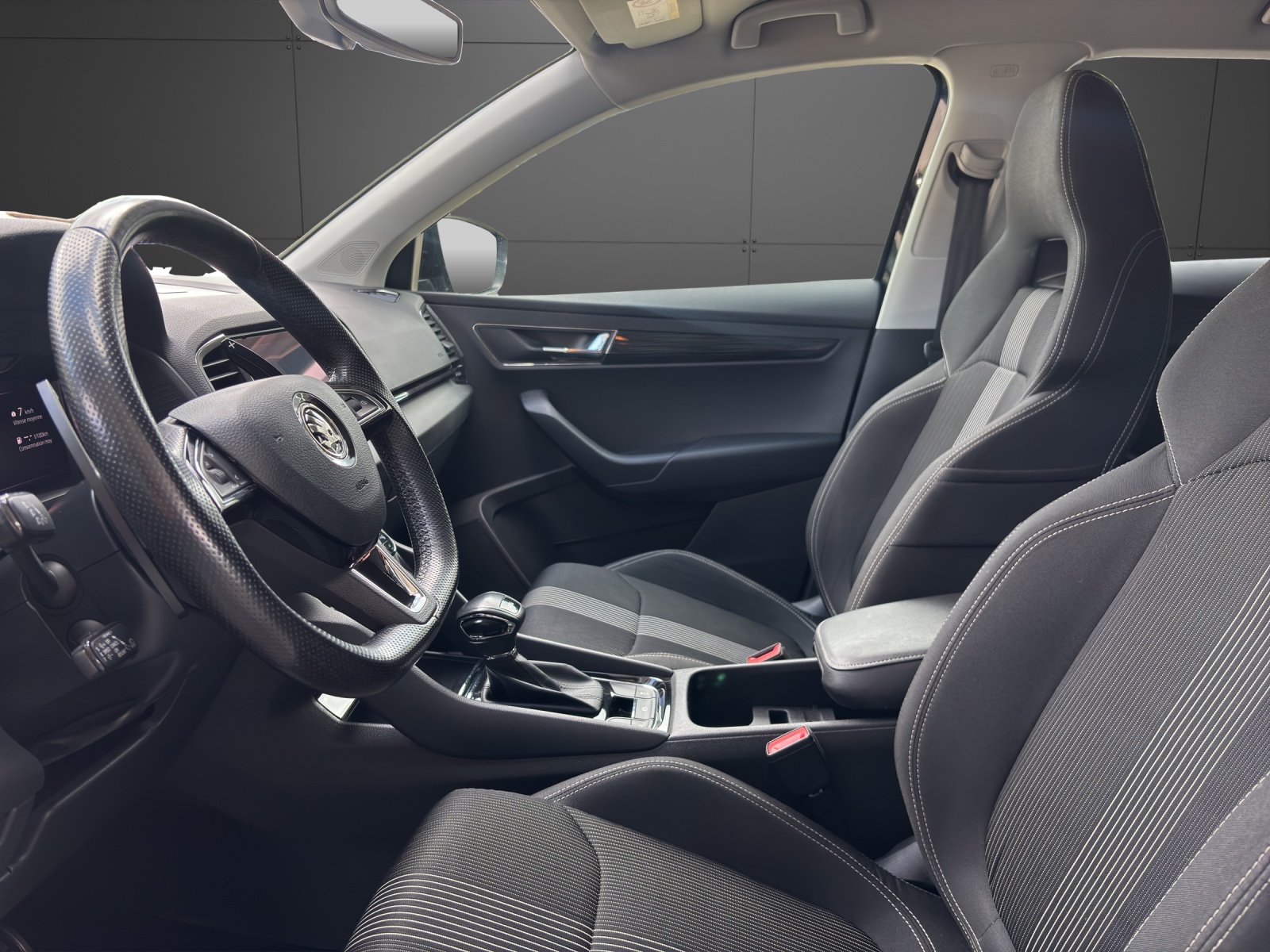 SKODA Karoq 1.5 TSI ACT Style DSG-image-2