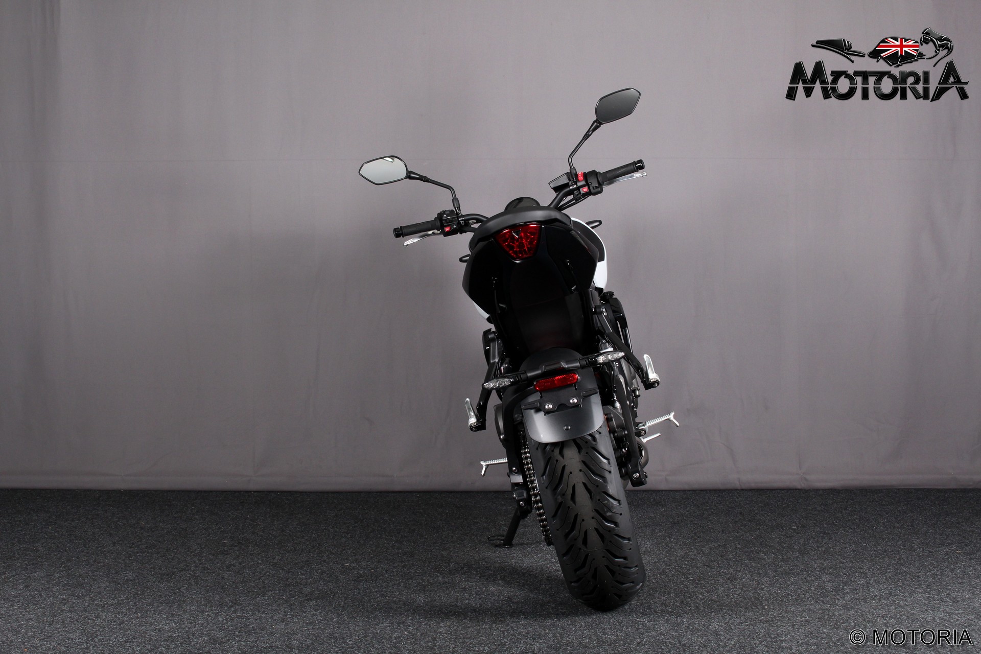 TRIUMPH Trident 660 (35kW)-showroom-element-3