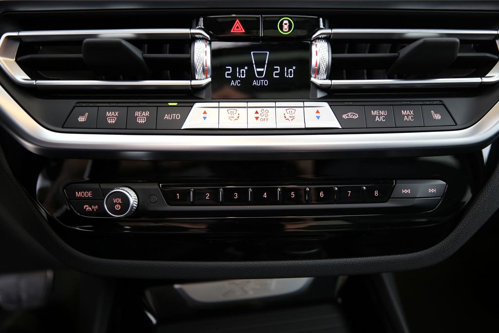 BMW X3 20d xDrive-image-10