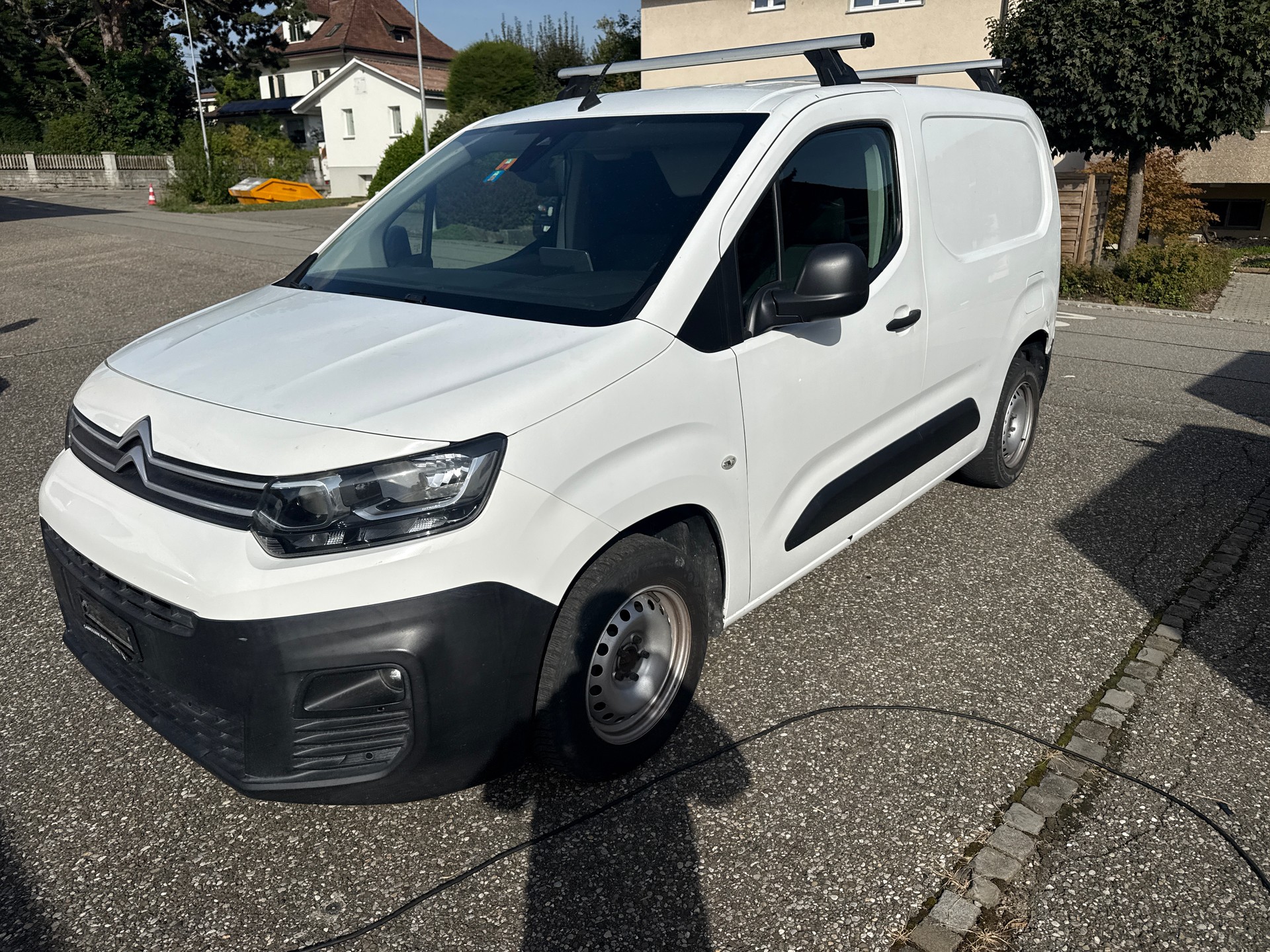 CITROEN Berlingo Van 1.2 Pure Tech 110 s/s Club 650kg-image-0