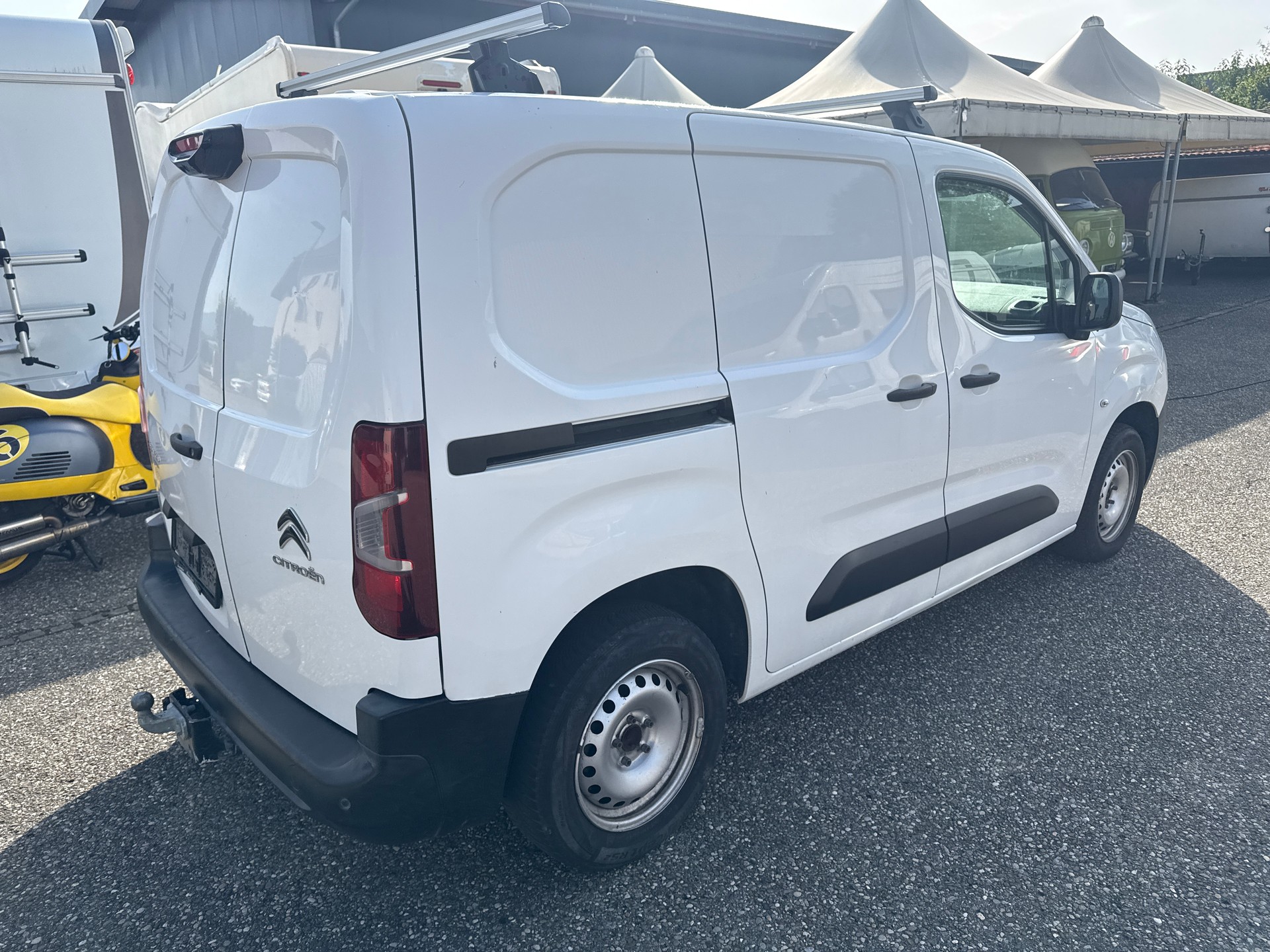 CITROEN Berlingo Van 1.2 Pure Tech 110 s/s Club 650kg-image-3