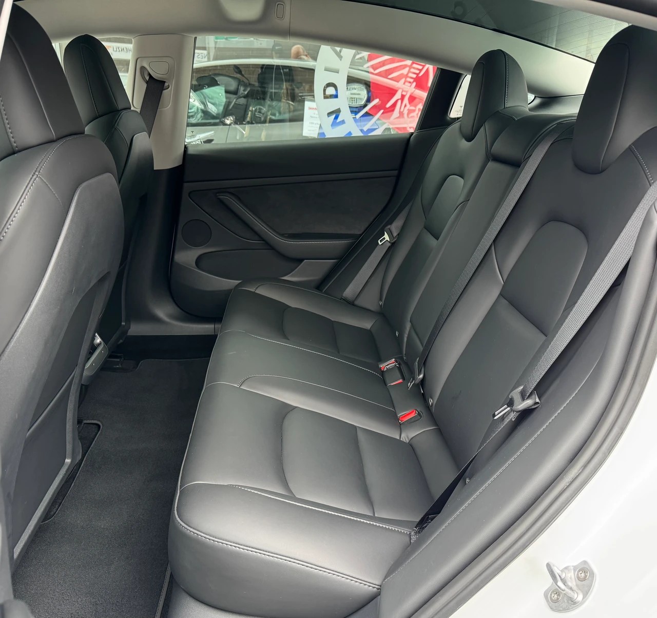 TESLA Model 3 Performance Dual Motor AWD-image-9