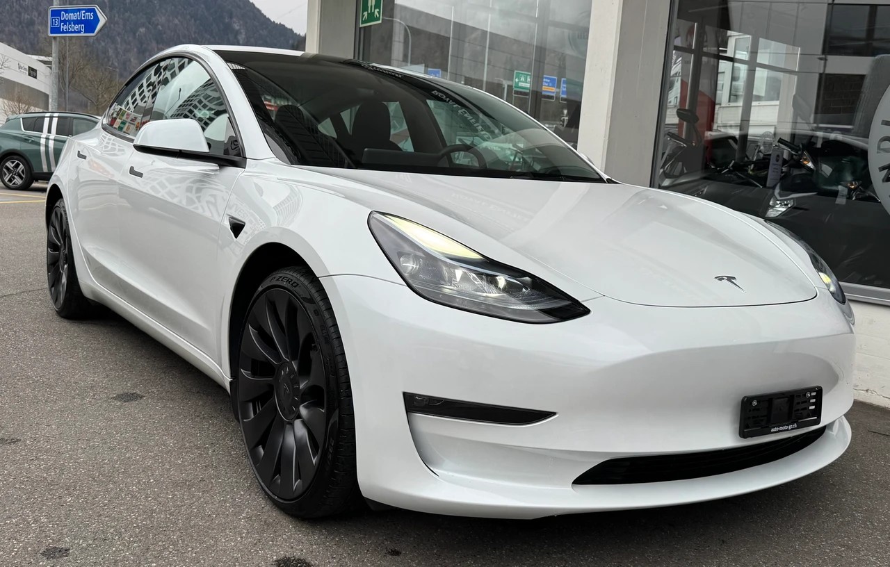 TESLA Model 3 Performance Dual Motor AWD-image-0