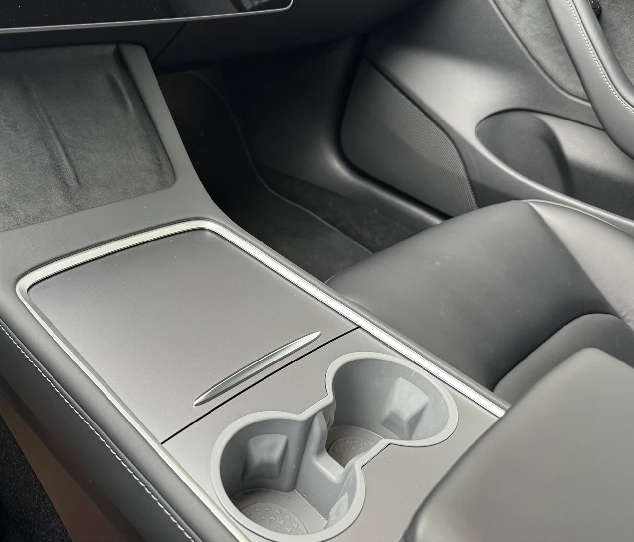 TESLA Model 3 Performance Dual Motor AWD-image-16
