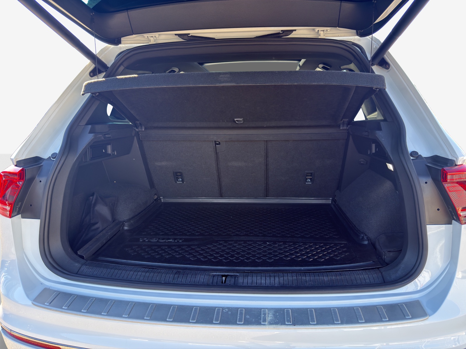 VW Tiguan 2.0TSI Highline 4Motion DSG-image-12