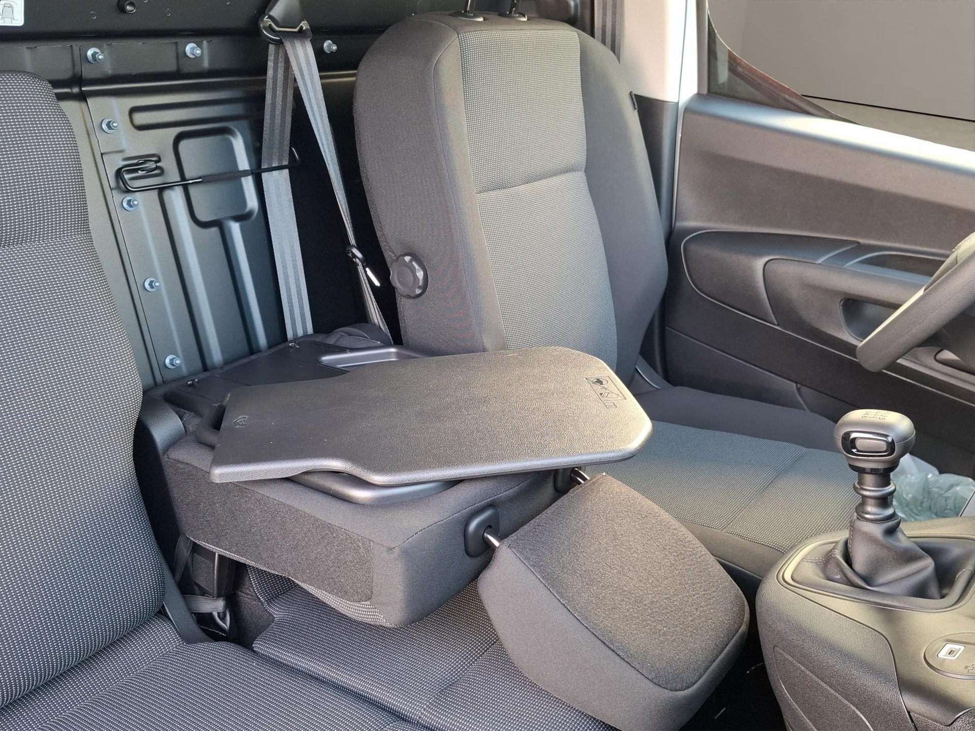 CITROEN Citroën Berlingo M 1.2 PureTech 110 First S/S-image-8