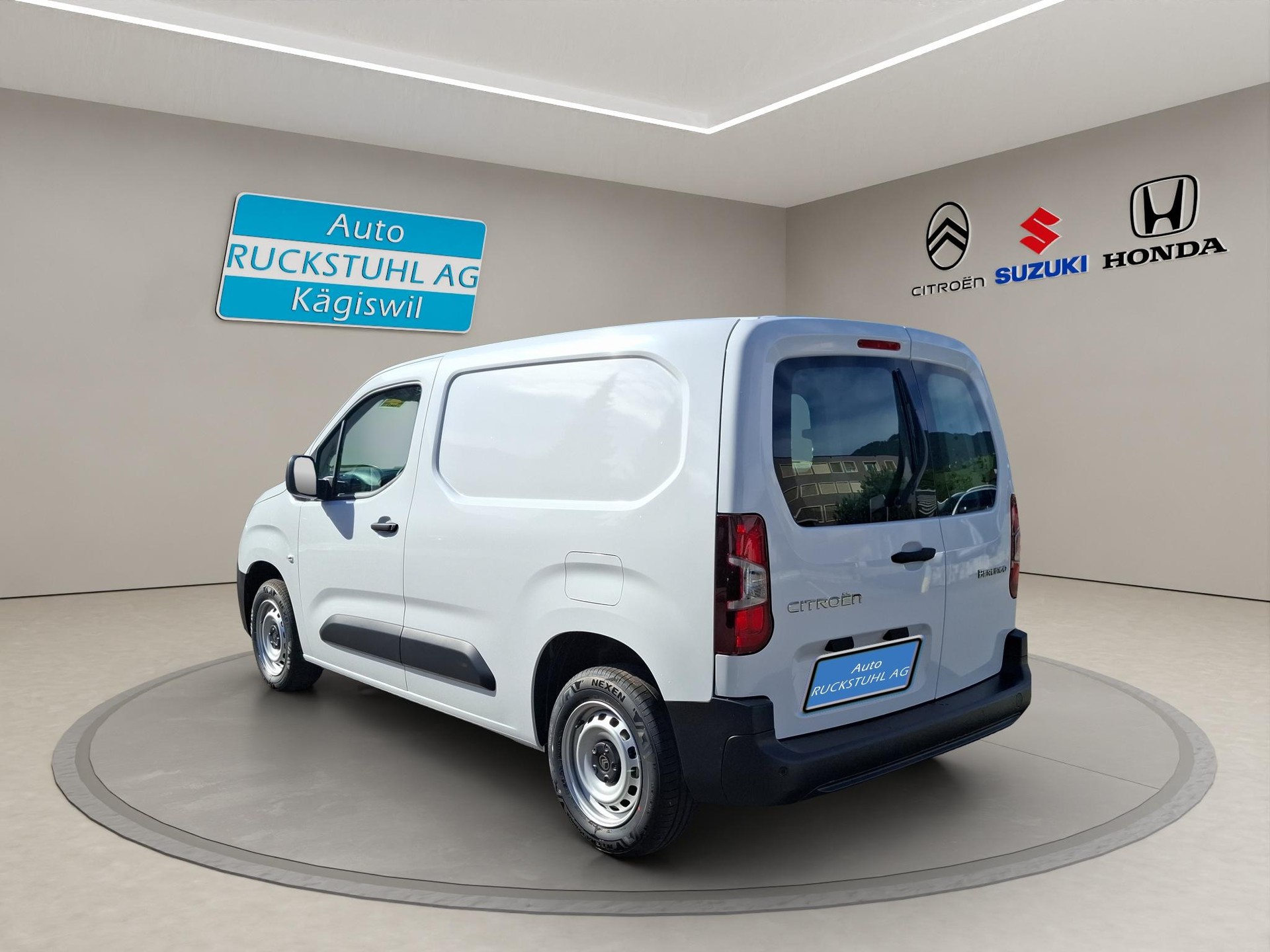 CITROEN Citroën Berlingo M 1.2 PureTech 110 First S/S-image-4